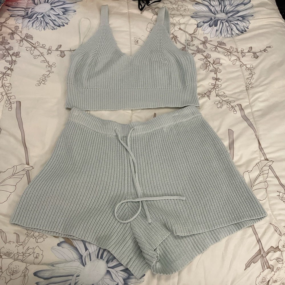 Teal tank cropped top and shorts